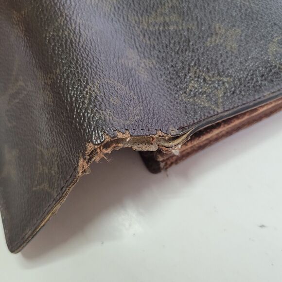 Authentic LOUIS VUITTON LV Vintage Monogram Sarah Wallet Envelope Leather Large - Picture 13 of 15